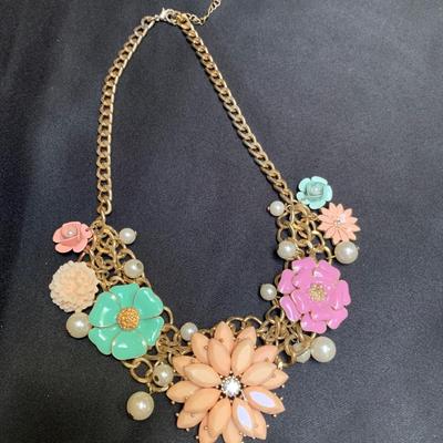 Vintage Betsey Johnson chunky crystal flower necklace