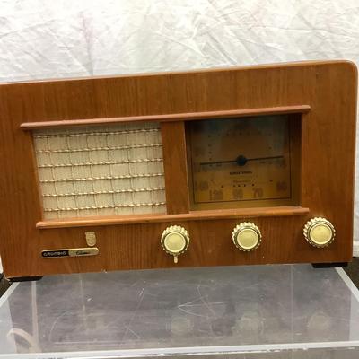 1464 Grundig Heinzelmann Limited Edition Classic Am/fm Radio