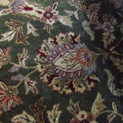 Tufted Wool Area Rug from Rug & Home- Measures Approx 8' 6