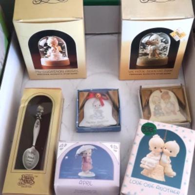 PRECIOUS MOMENTS VARIETY FLAT