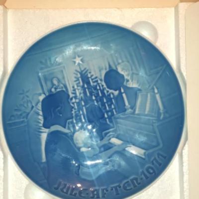 B & G COPENHAGEN PORCELAIN 1971 XMAS PLATE