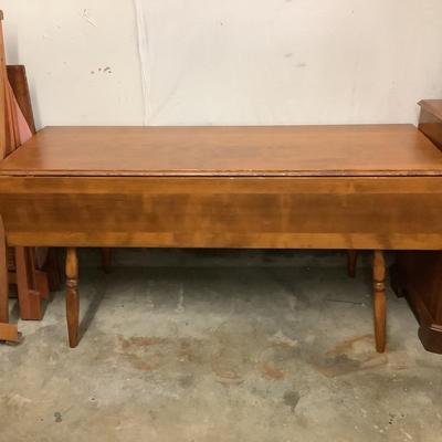1584 Maple Leaf Drop Leaf Table