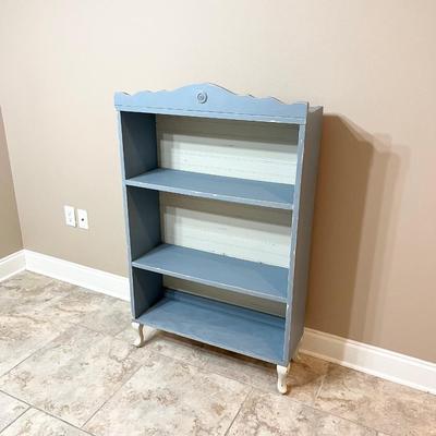 Queen Anne French Country Bookshelf