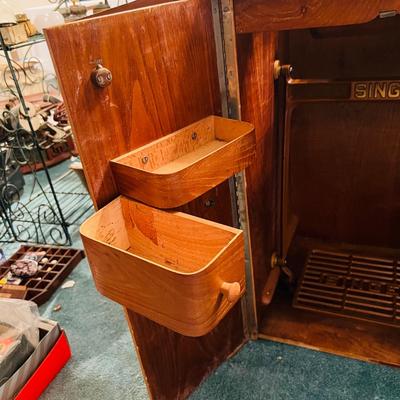 Singer Sewing Table  (GR-JM)