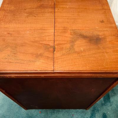 Singer Sewing Table  (GR-JM)