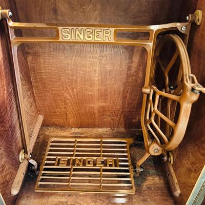 Singer Sewing Table  (GR-JM)