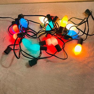 Christmas Tree, Lights, and Vintage Ornaments (GR-SL)