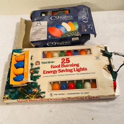 Christmas Tree, Lights, and Vintage Ornaments (GR-SL)