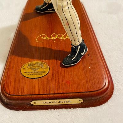 Lot of baseball items (GR-SL)