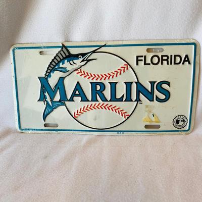 Lot of baseball items (GR-SL)