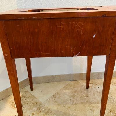 Small Sewing Table  (LR-JM)