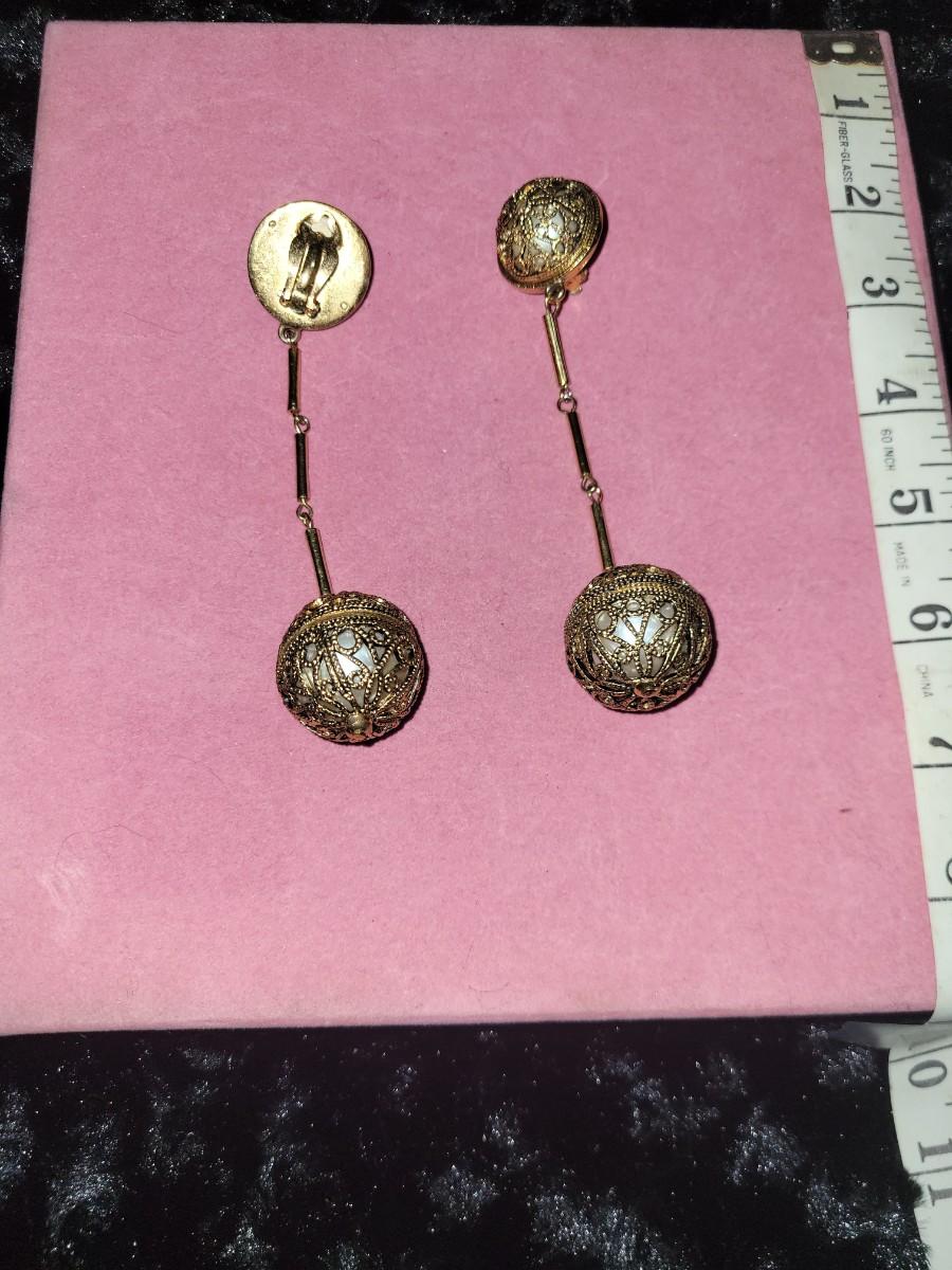 Vintage Gold Ball & Chain Drop ClipOn Earrings