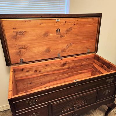 Lot #181  Vintage Queen Anne Style LANE Cedar Chest with Key