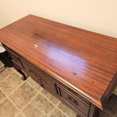 Lot #181  Vintage Queen Anne Style LANE Cedar Chest with Key
