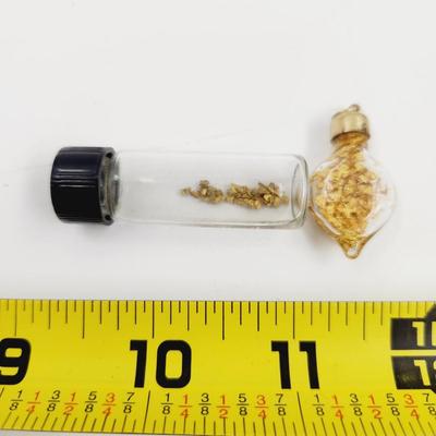GOLD FLAKE & PENDANT BUNDLE