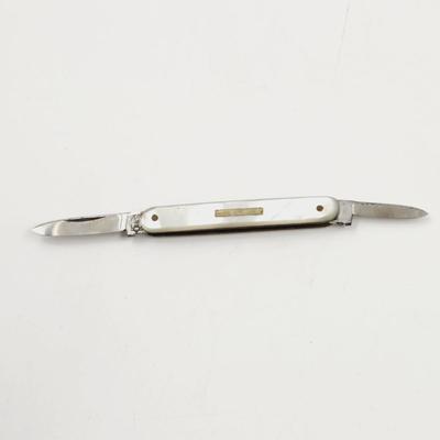 VINTAGE MOTHER OF PEARL KNIFE