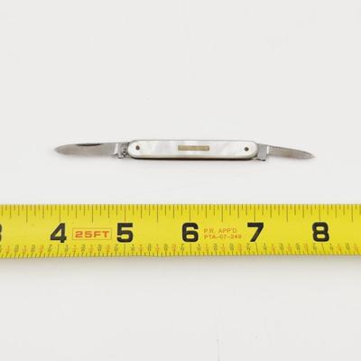 VINTAGE MOTHER OF PEARL KNIFE