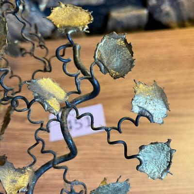 Metal Tree Decor
