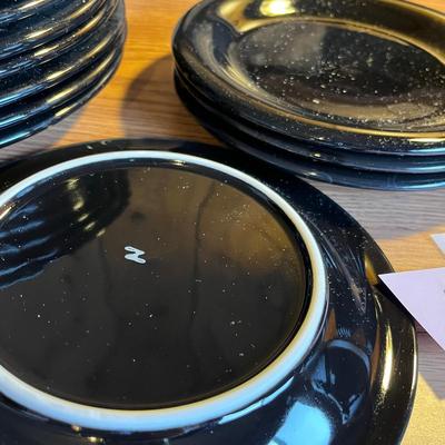 Lot of black dishes