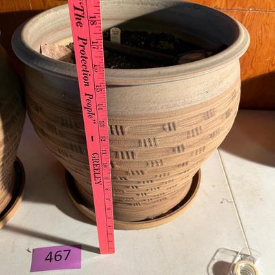 Matching pottery flower pots