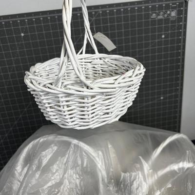 Bag of Baskets, NEW 