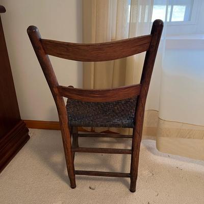 Antique Rocking Chair & Ladder Back Chair (DR-RG)