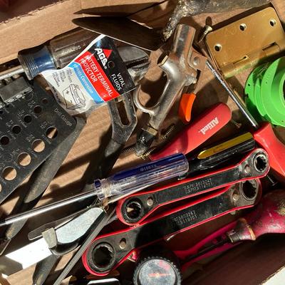 Flat of tools