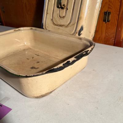 Granite ware roasting pan