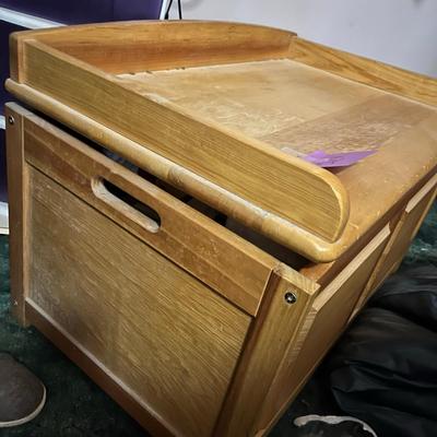 Oak toy bin