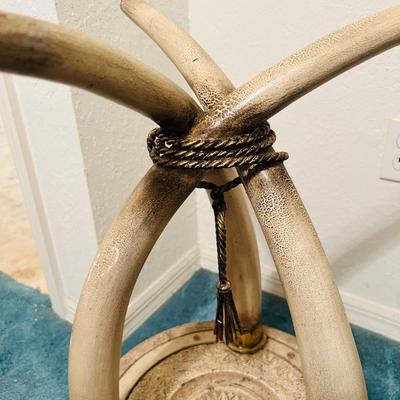 Stone and Metal Table Base  (BR1-JM)