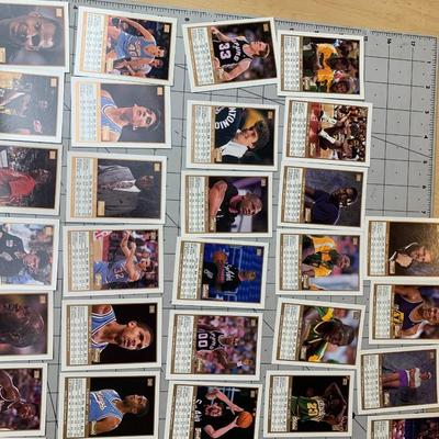 #125 Skybox 1990 NBA Cards C7