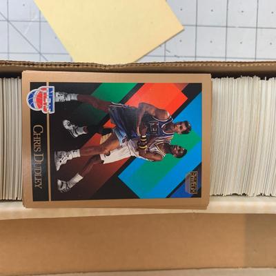 #128 Box of Skybox 1990 NBA Cards (Many Duplicates)