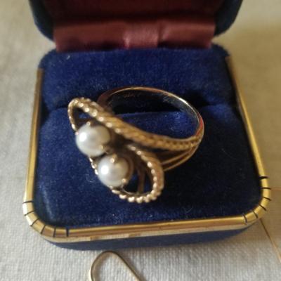 VintGe 10k  2 pearl gold ring with small.drop pearl er