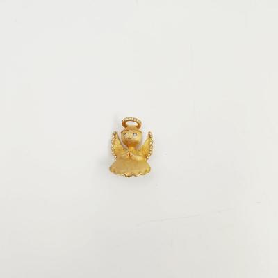 VINTAGE ULTA GOLD TONED ANGEL PIN