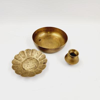 FANTASTIC BUNDLE OF VINTAGE BRASS DECOR