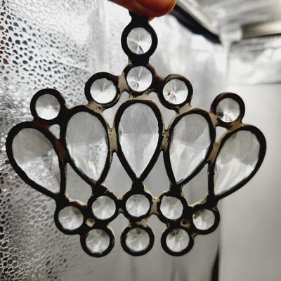 FANTASTIC BEVELED GLASS HANGING SUN CATCHER