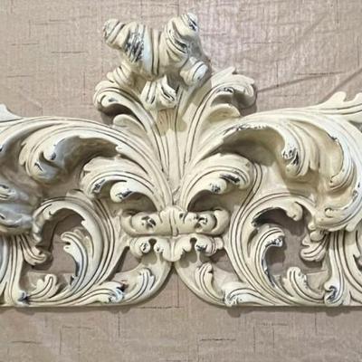 Ornate Pediment Arch