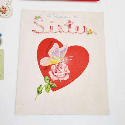 VINTAGE BUNDLE OF VALENTINES CARDS