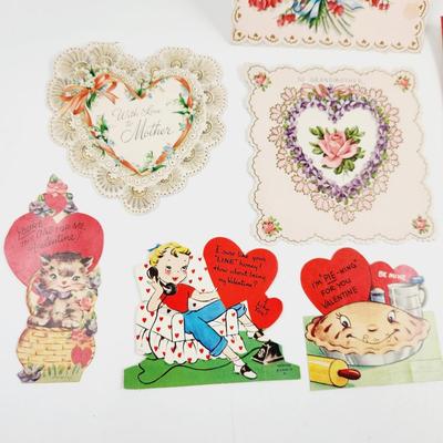 VINTAGE BUNDLE OF VALENTINES CARDS