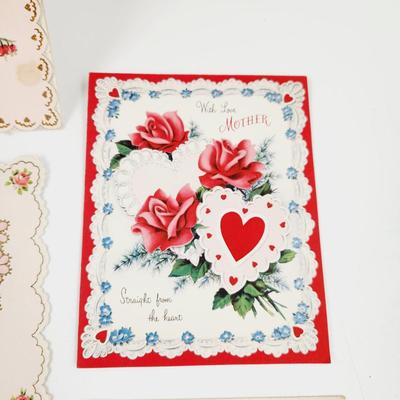 VINTAGE BUNDLE OF VALENTINES CARDS