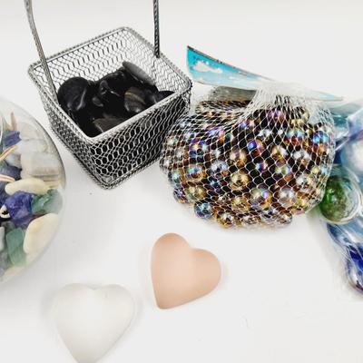 FUN DECORATIVE ROCK & BASKET BUNDLE