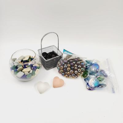 FUN DECORATIVE ROCK & BASKET BUNDLE