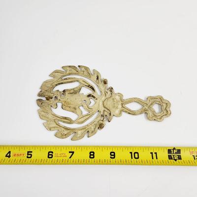 VINTAGE BRASS EAGLE COLLECTABLE TRIVET