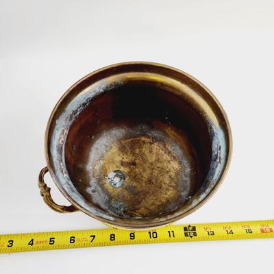 NICE BRASS HANDLED POT