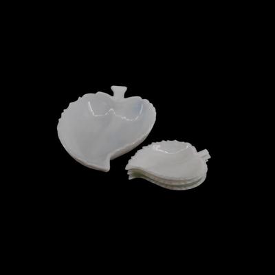 (4 pcs) White Glass Leaf Dishes
