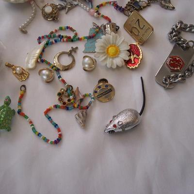 Holiday costume jewery & other