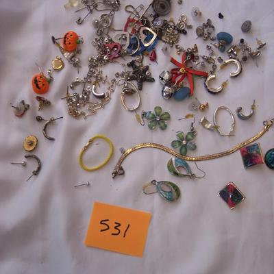Lot of earrings