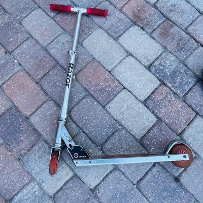 Razor Scooter, Huffy Micro Scooter, Street Surfing The Wave Hi-Tide Longboard, RipStick, Kryptonics Pennyboard (G-NM)