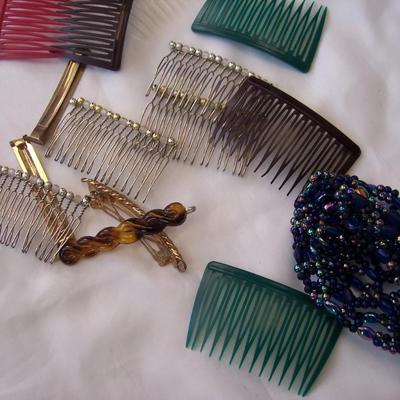 Lot of hair combs and barrettes