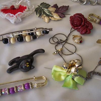 Lot of barrettes